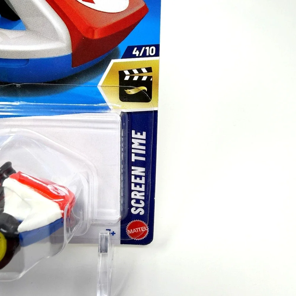Hot Wheels Mario Kart Standard Kart Screen Time Red White 1:64